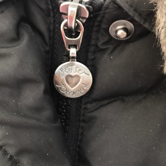 Betsy Johnson down jacket size xa - Picture 5 of 8